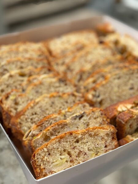 Banana bread (full loaf)