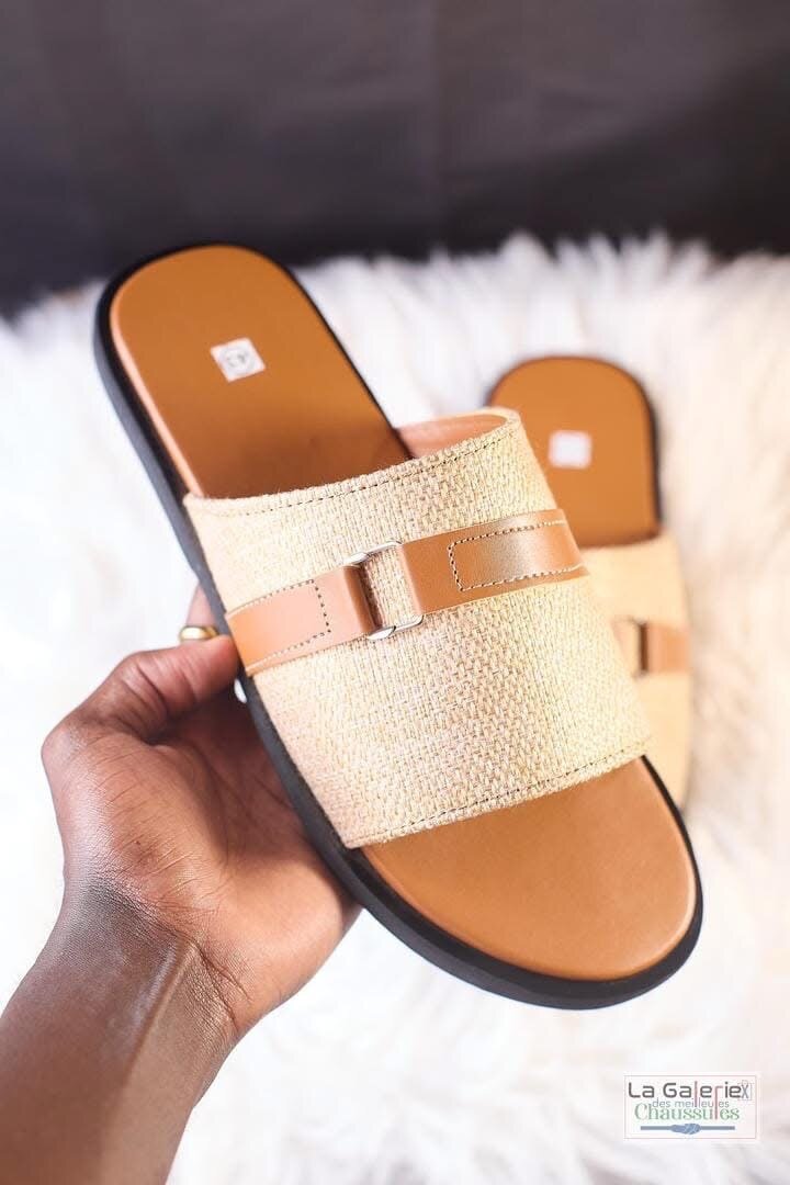 Chaussure en similicuir