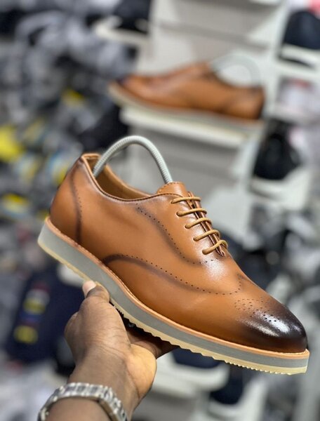 Chaussures  Berluti paris en brun