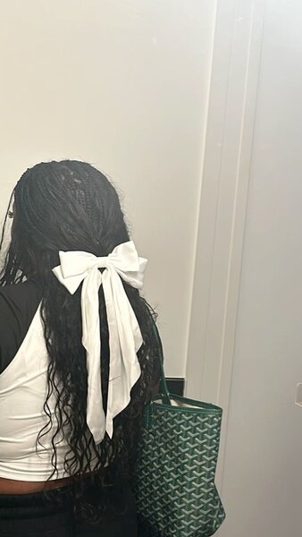 nœud à cheveux élégant