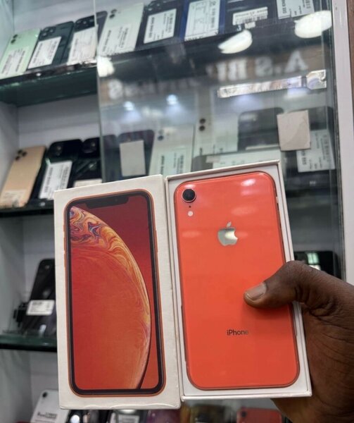 iPhone XR 64Go  Rouge