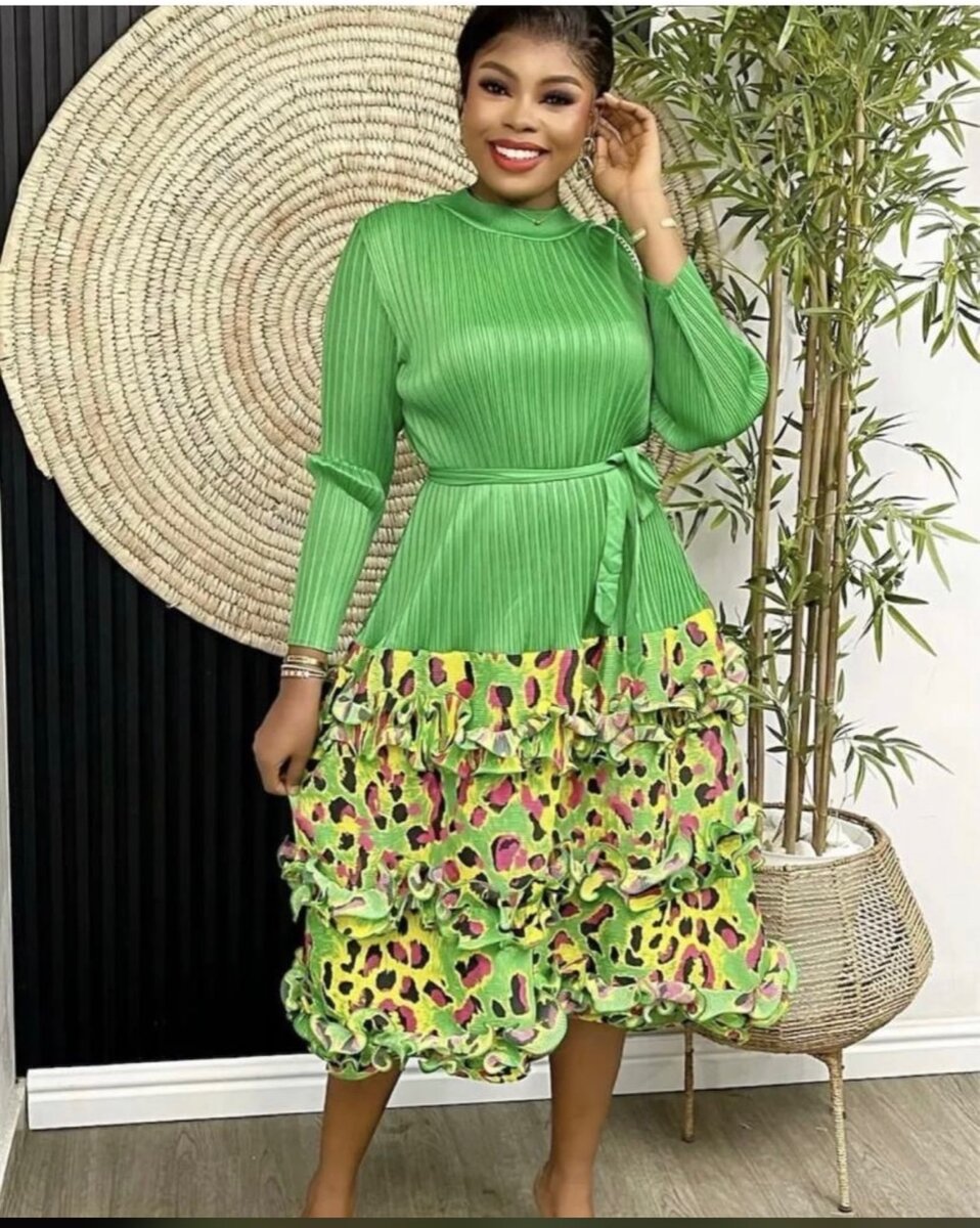 Miyakie dress 900 gh