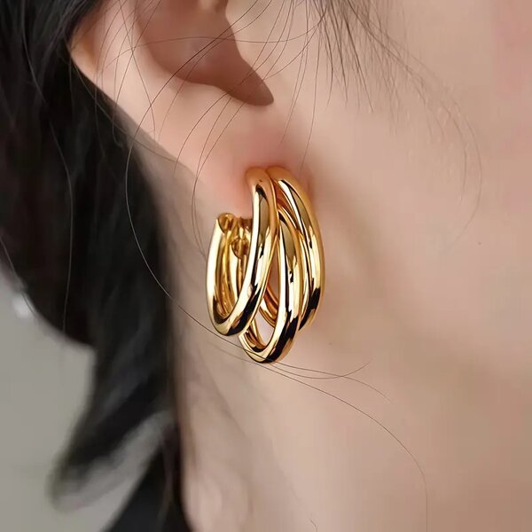 Gold Hoop Earrings Set