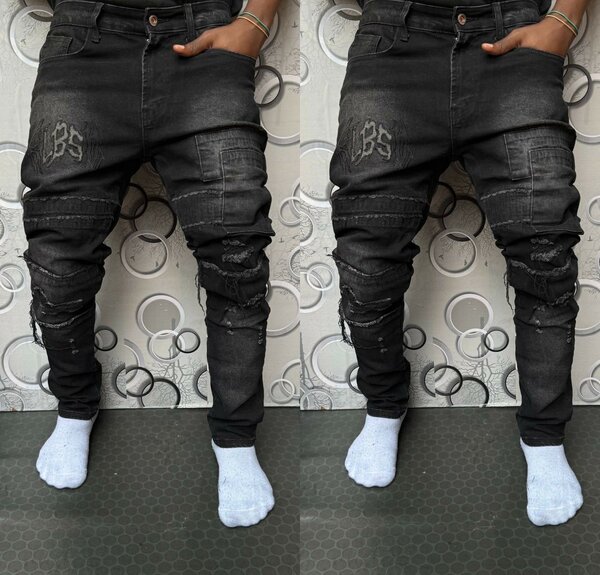 Jean homme moderne et stylé