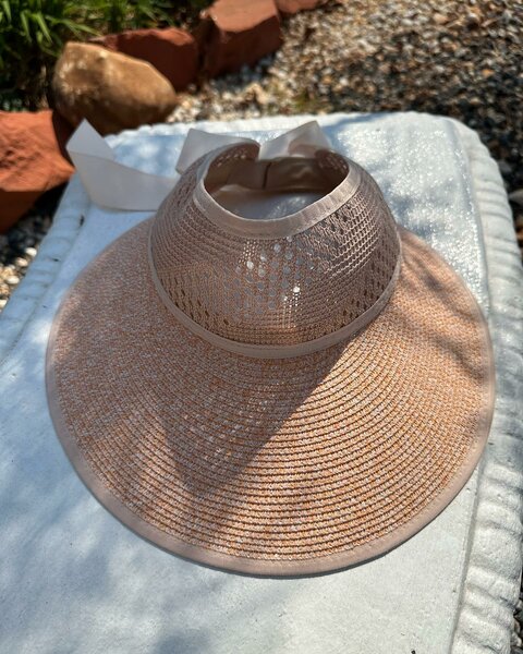 women's straw hat