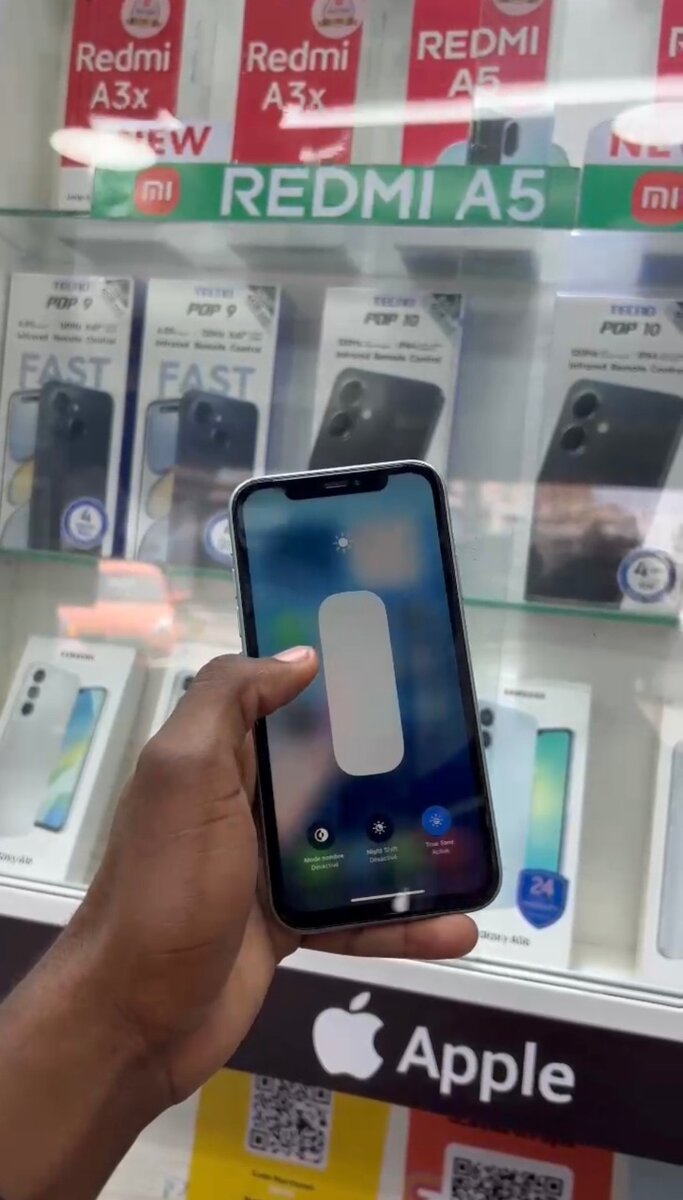 iPhone 11 simple 64Go