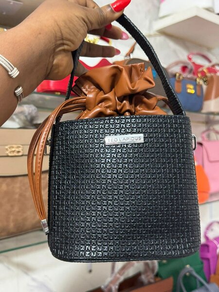 Sac à main élégant femme