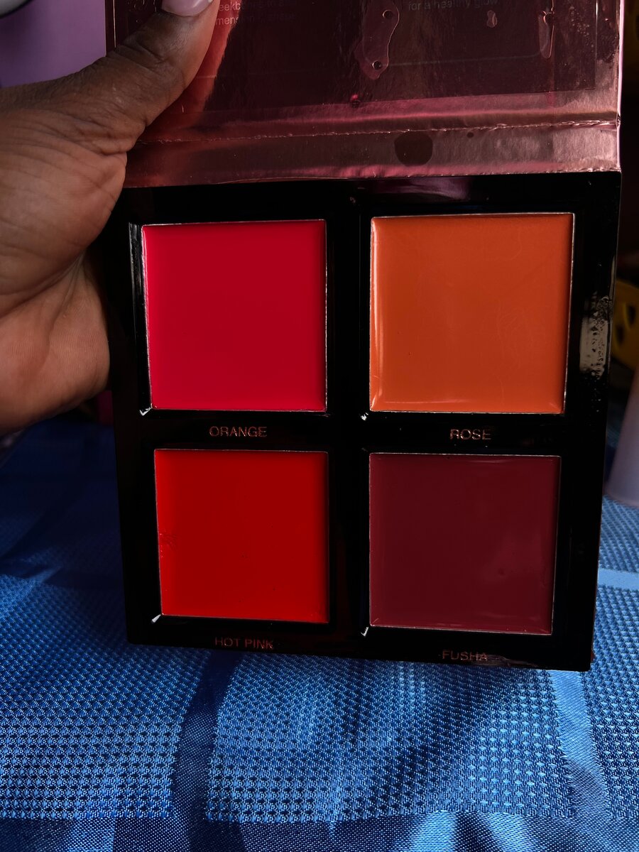 Palette de blushs vibrants