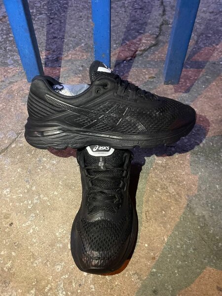 Sneakers Noirs Stylés Homme