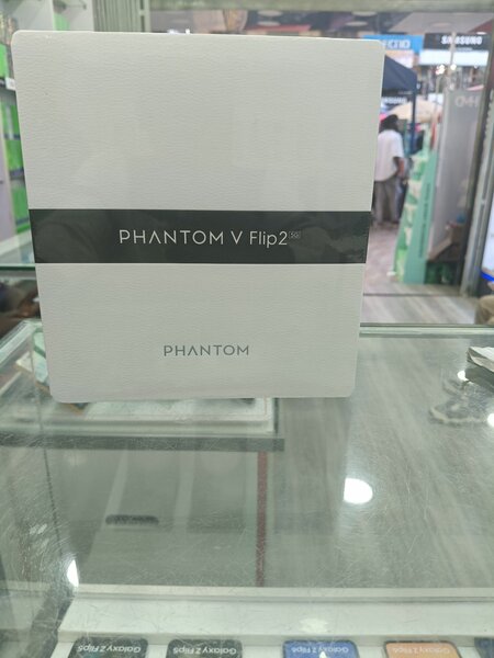 TECNO PHANTOM V FLIP 2