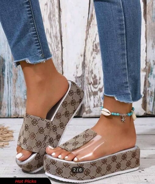 Chaussure montante femme