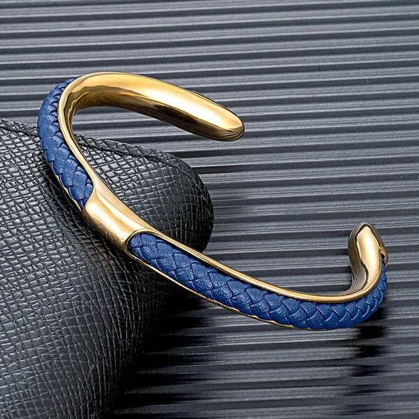 BRACELET EN CUIR +INOX