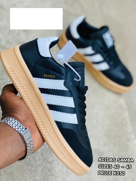 belles baskets pour hommes