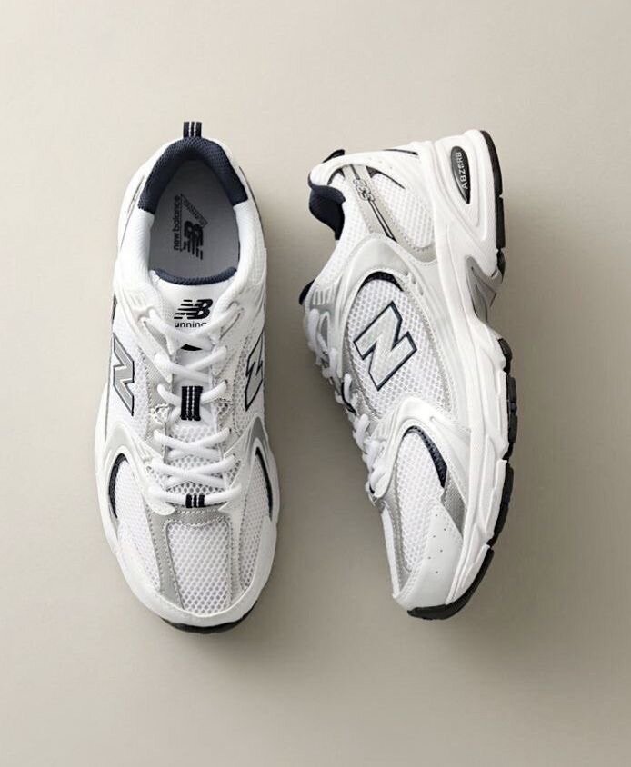 NEW BALANCE 530 (AVEC LA BOÎTE