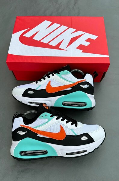 Baskets Nike Air Max Colorées
