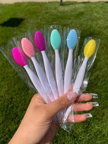 Brosses Exfoliantes Colorées