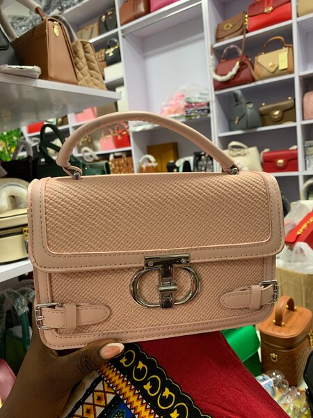 Sac à main en cuir élégant