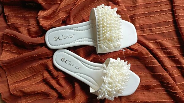 Sandales perles élégantes