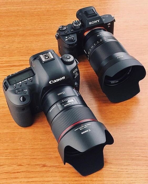 Appareil photo réflex Canon