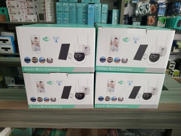 4G universal sim solar camera