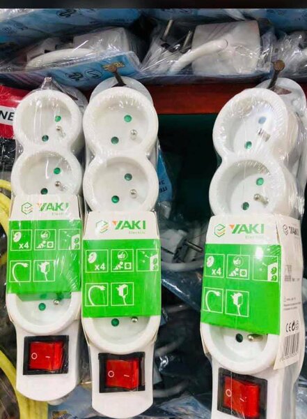 Multiprise électrique 4 prises