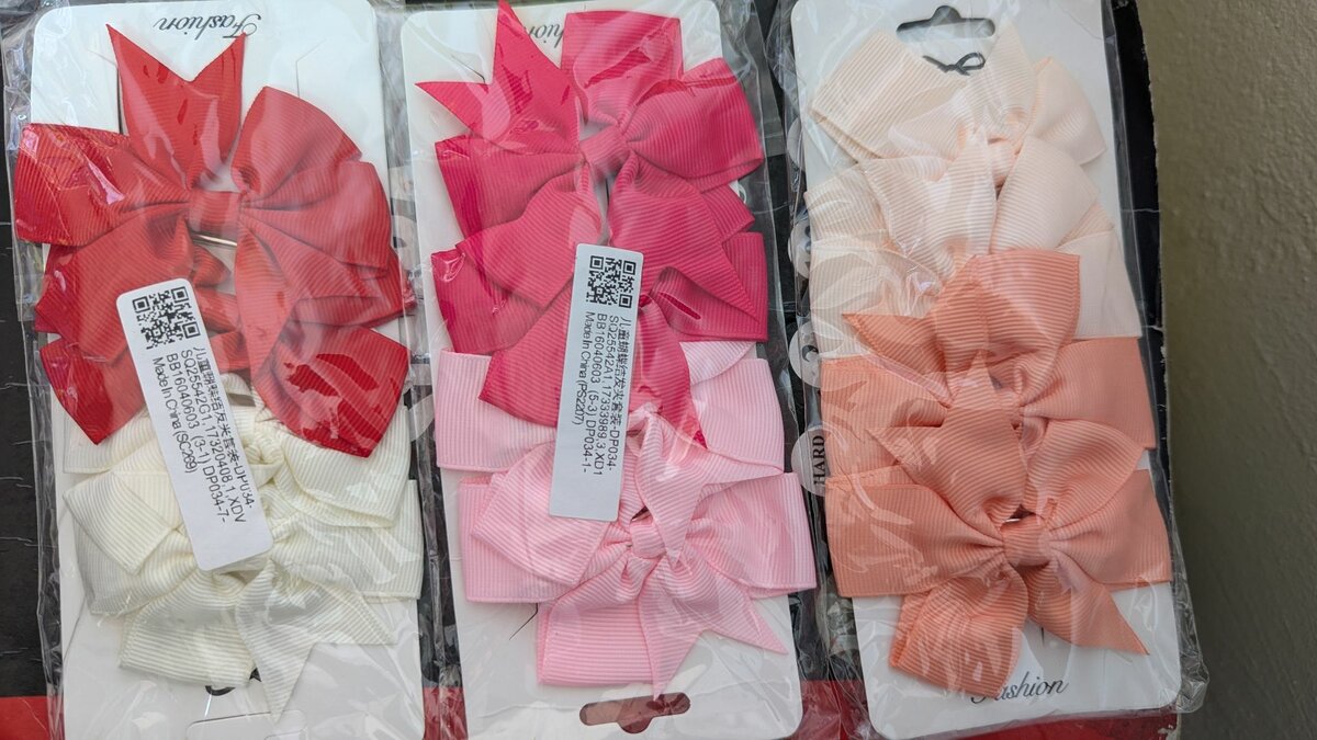 Kids ribbons and bows