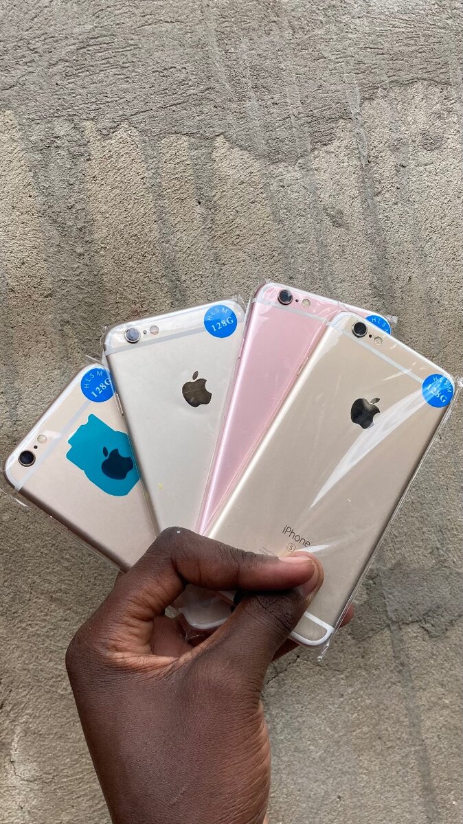 iPhone 6s 64Gb and 128Gb