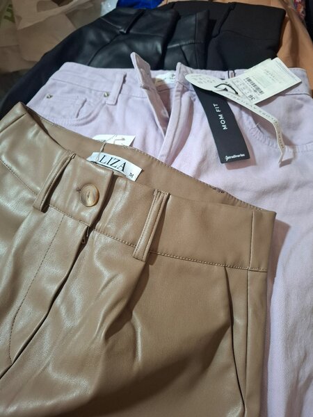 Брюки из эко-кожы