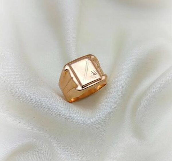 Мужская печатка в красном золоте