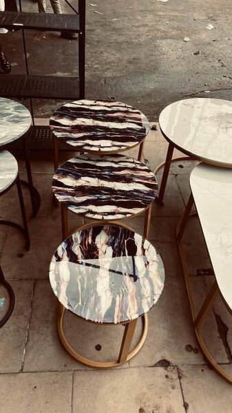 Étagère en bois moderne