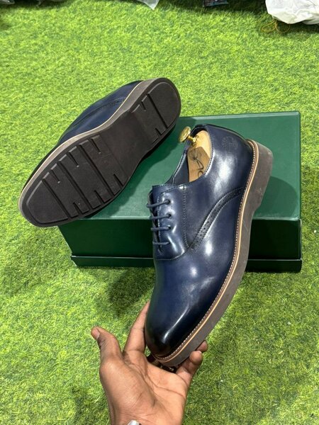 Chaussures Derby en cuir bleu élégant