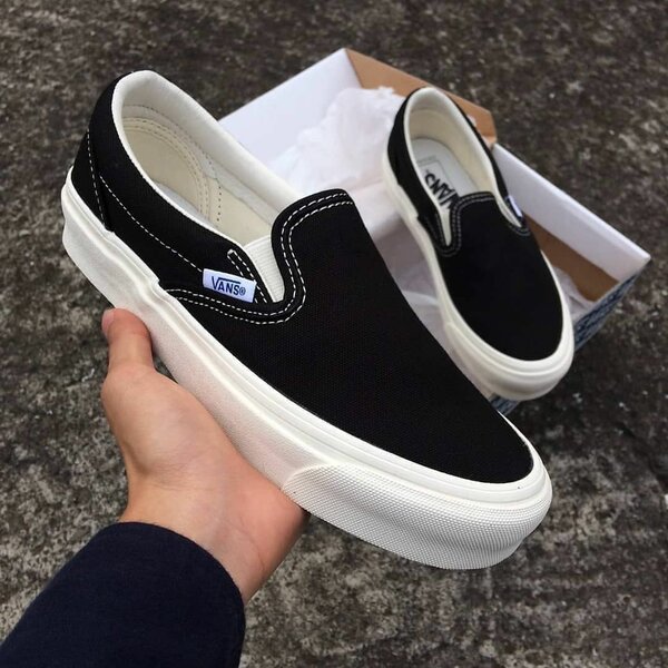 Vans authentique original  Pointure 38 à 45