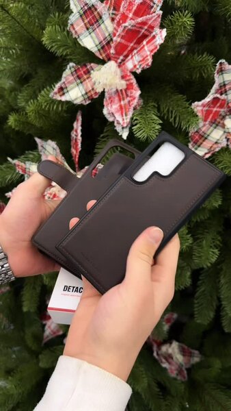 Стильный чехол-книжка на телефон