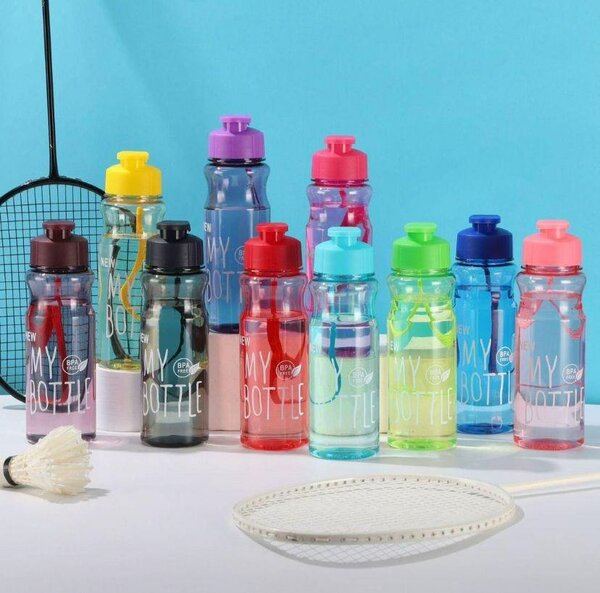 Bouteille d'Eau Colorée