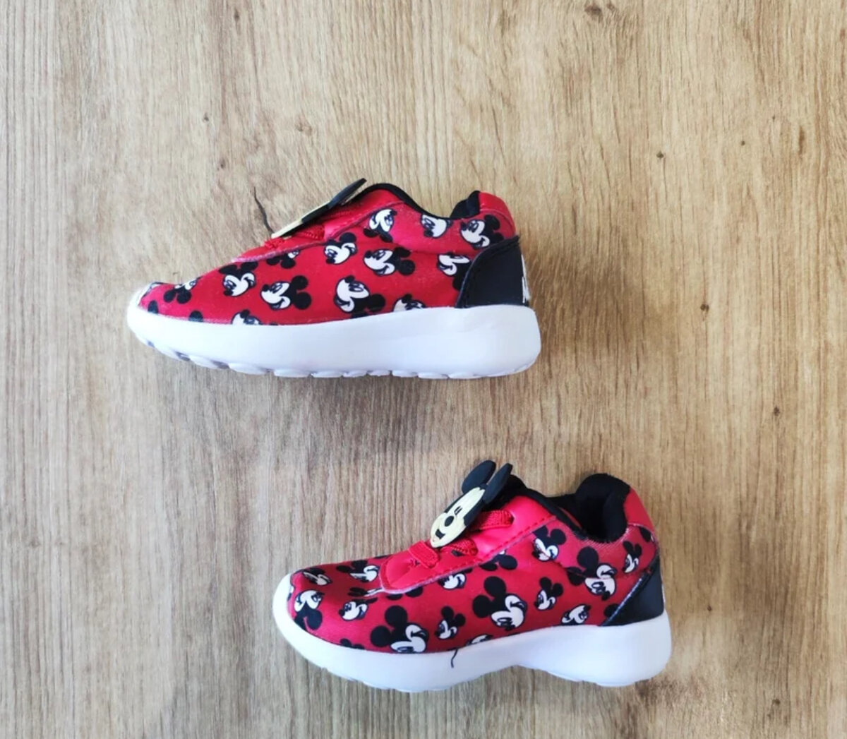 Baskets enfant Mickey rouge