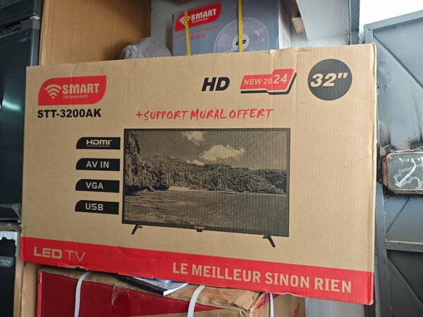 TV 32 pouces smart technologies prix :