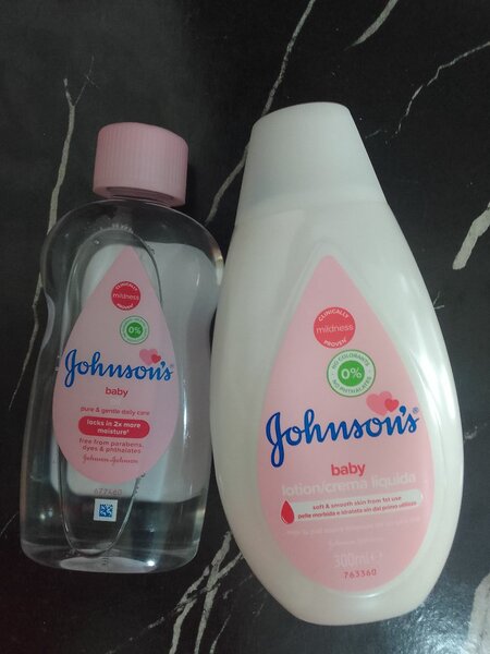 Johnson's Baby Huile et Lotion