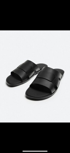 Sandales noires élégantes