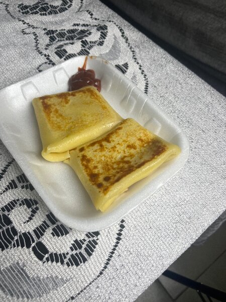 Crêpe viande fromage