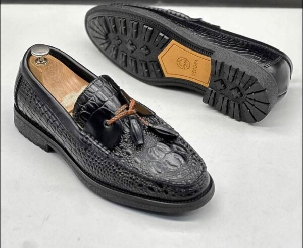 Mocassins en cuir embossed pour homme