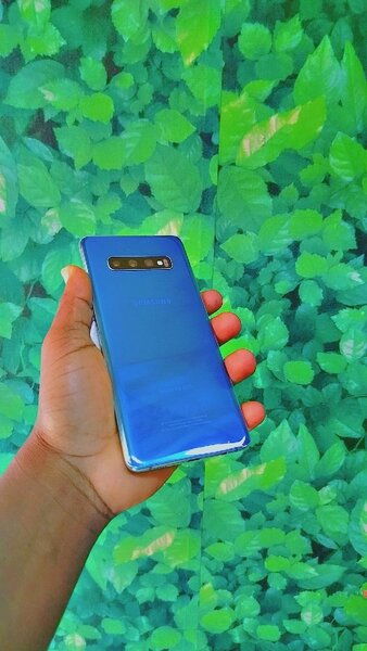 Samsung Galaxy S10+ 512/8go