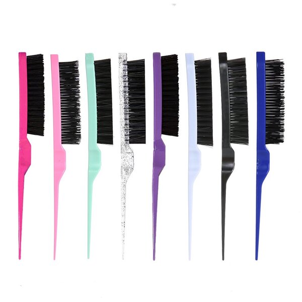 Brosse à cheveux multicolore