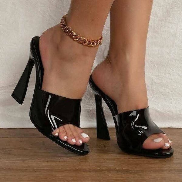 Mules à talons élégants