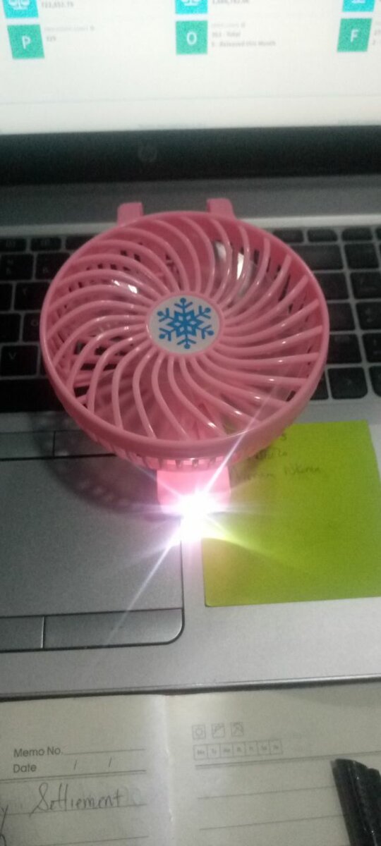Portable hand fan