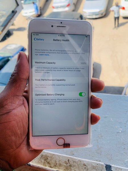 iPhone 6splus 64gb inbuilt