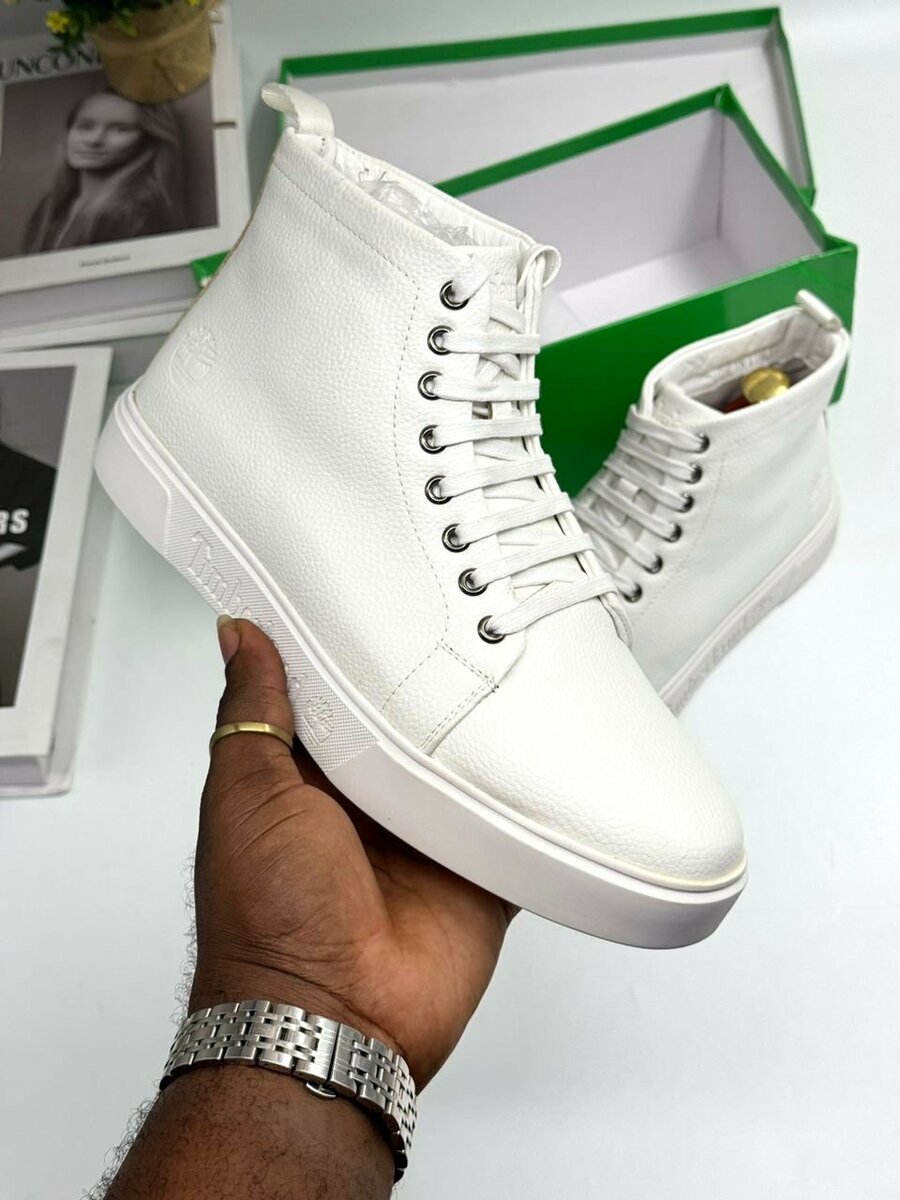 TIMBERLAND ALL WHITE