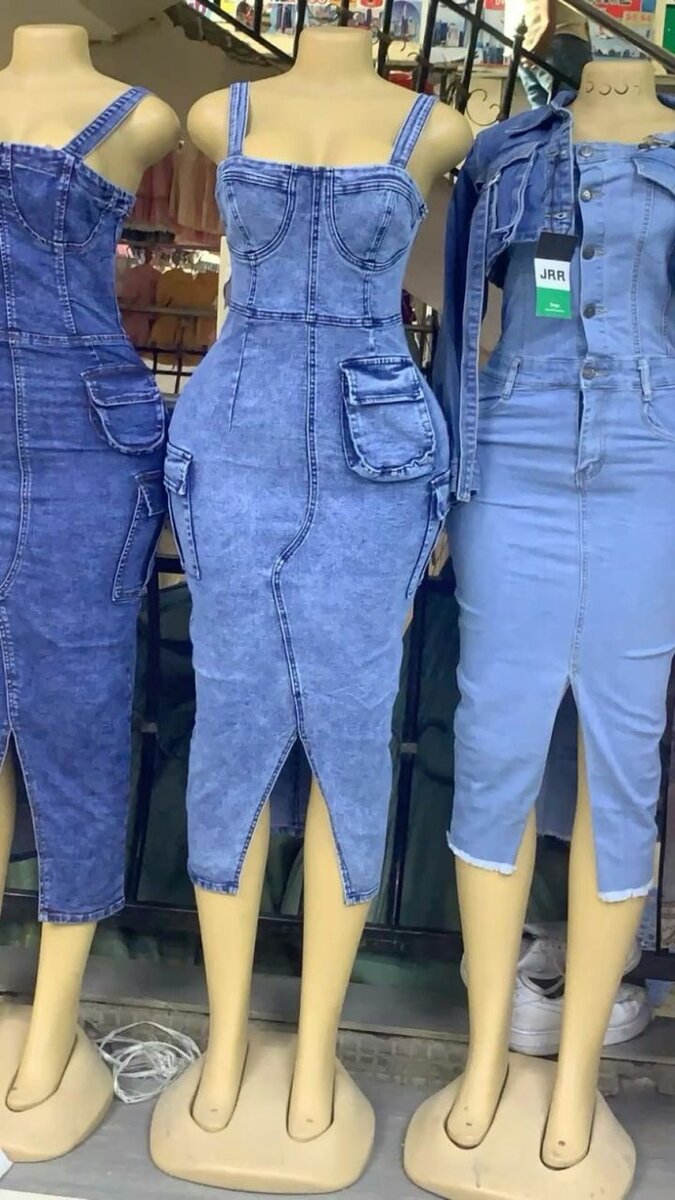 Robe Salopette en Jean Chic