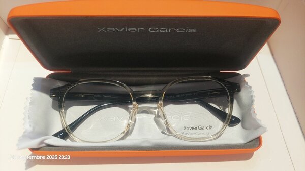 Lunettes Xavier Garcia élégantes