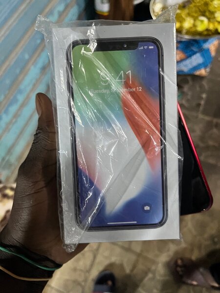 iPhone X simple 64GB