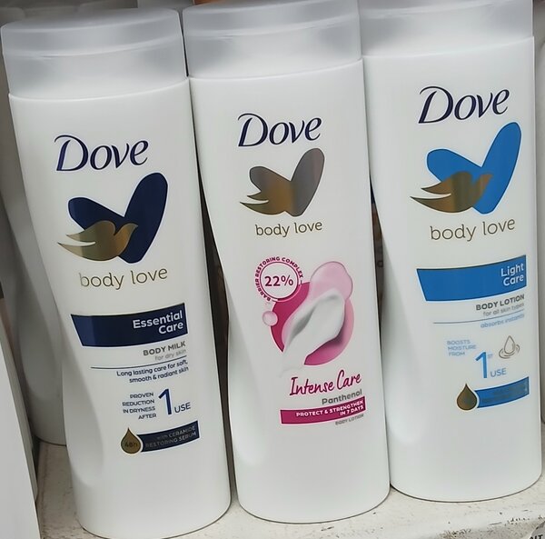Lotion pour le corps Dove 400m